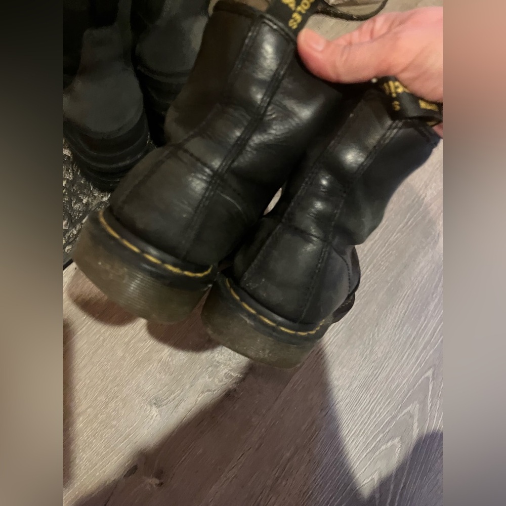 Docs - Picture 6 of 6